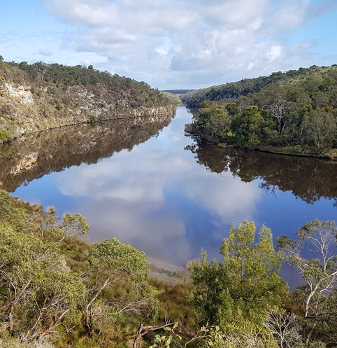 Casuarina-Boat-hire-Nelson-Victoria_Glenelg River